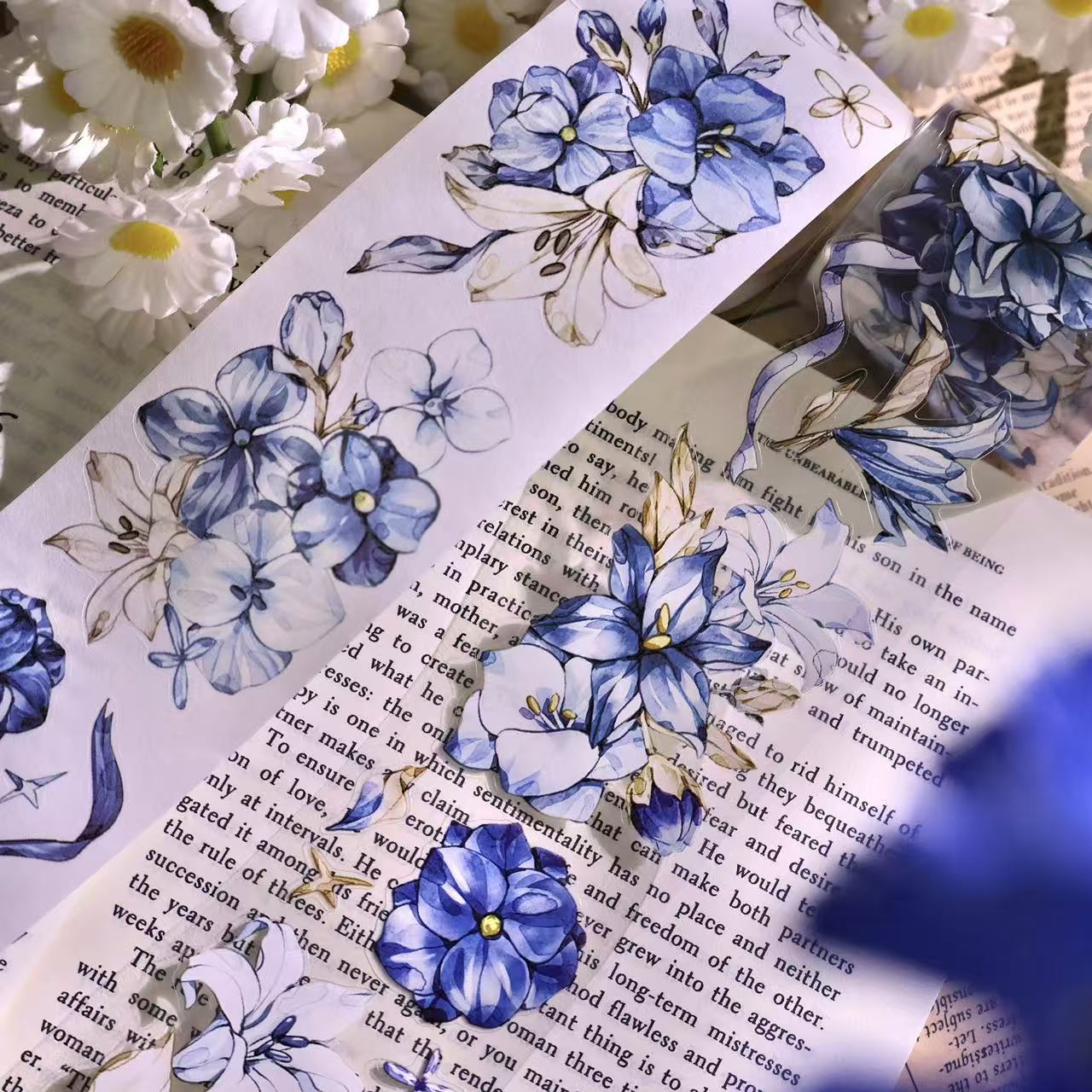 5.5cm*100cm Vintage Blue and White Floral Tape